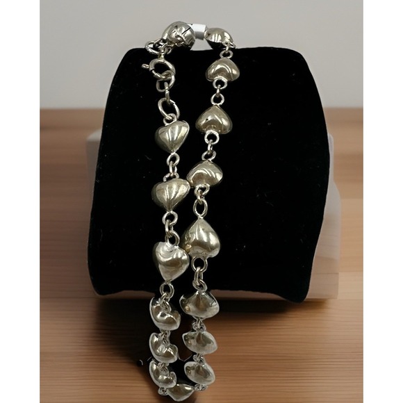 Sterling Silver 925 Puffy Hearts Bracelet 9 " 1 Tiny Bell Unique NWT - Picture 2 of 8